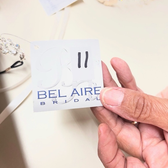 Silver Crystal-Embellished Hair Vine Headband - Elegant Sparkle - Picture 3 of 3